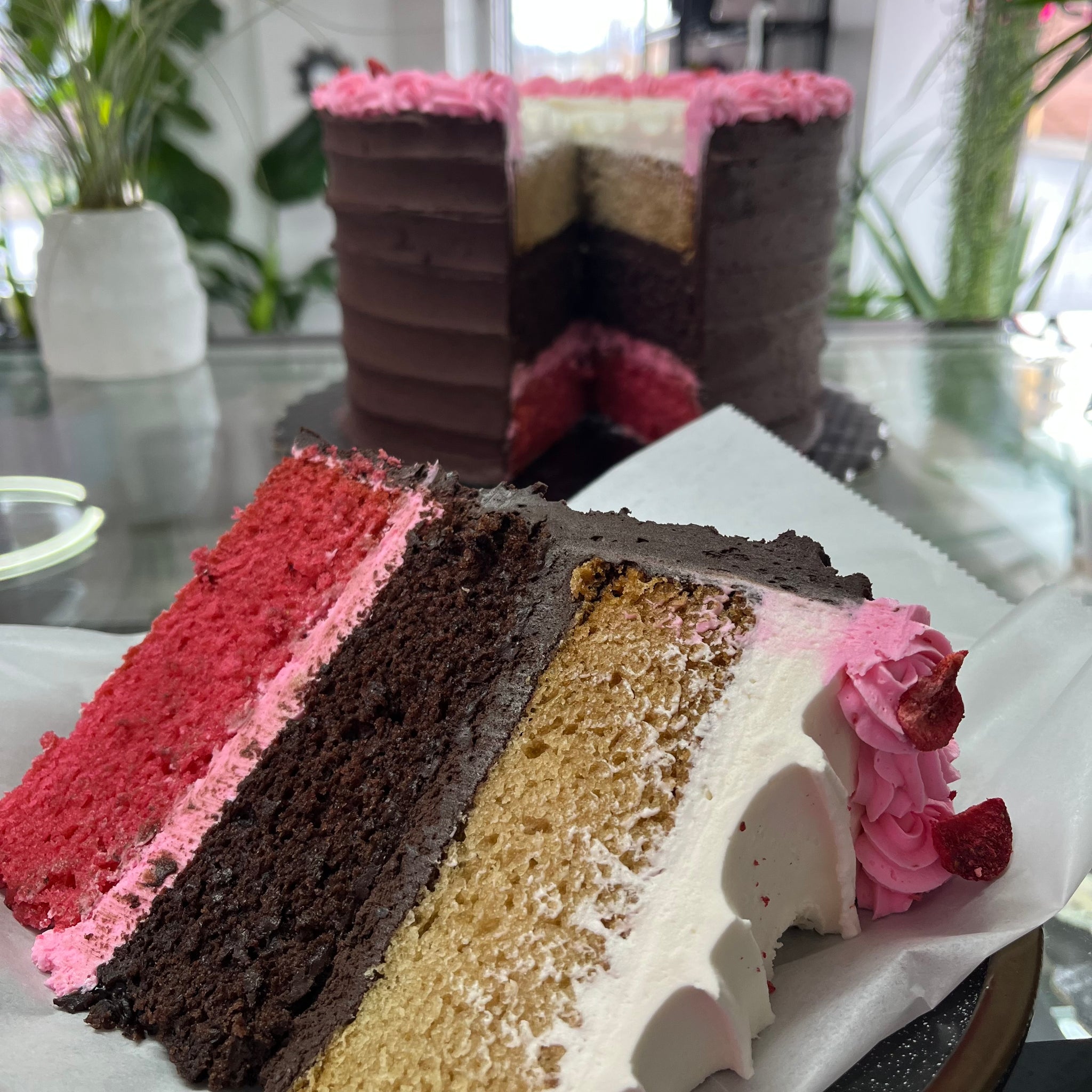 Vegan and plant-based bakery and mini market. – Vegan Pastry Lab